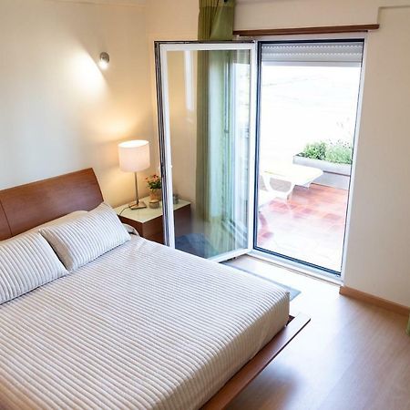 Window To The Sea Apartment Oeiras Exterior photo