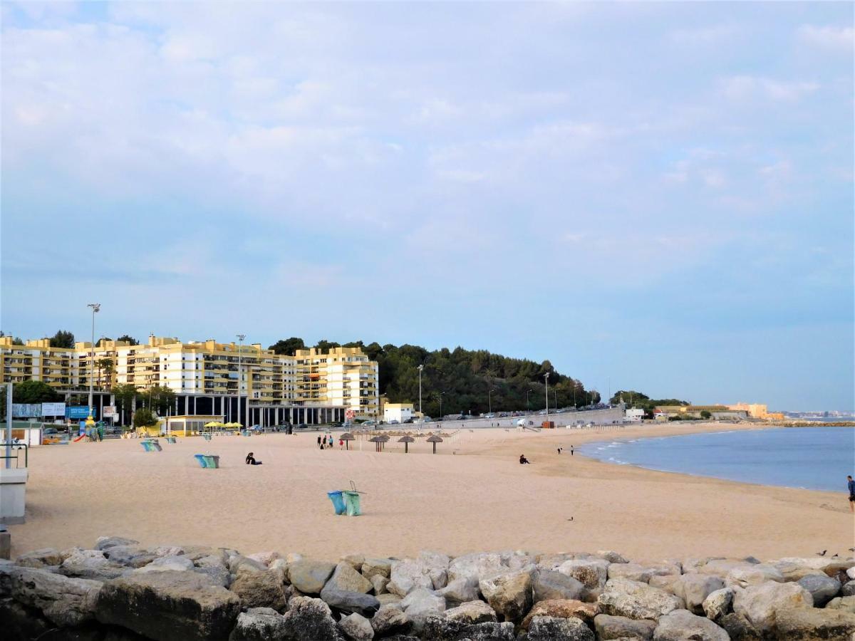 Window To The Sea Apartment Oeiras Exterior photo